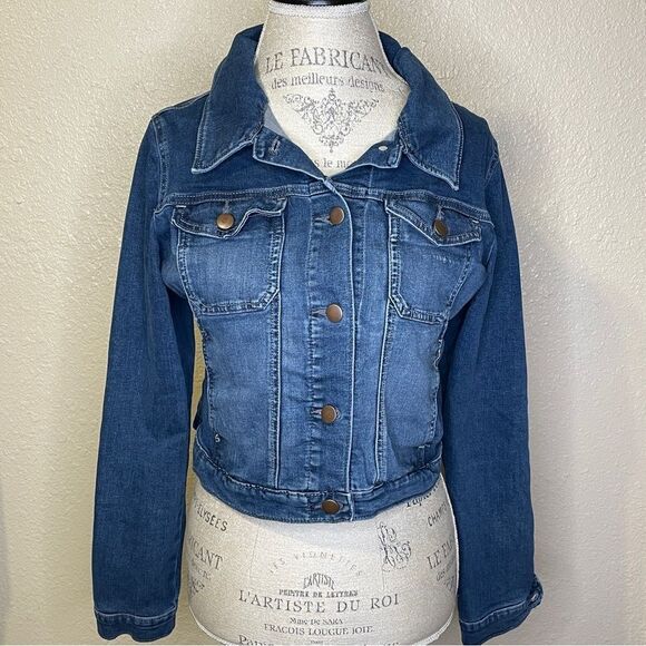Stretchy Stylish Button Up Denim Jacket Blue Dark Wash Sexy Size Medium - Picture 1 of 12